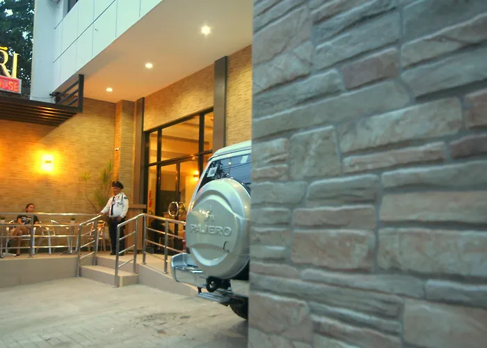 Anri House セブ市
